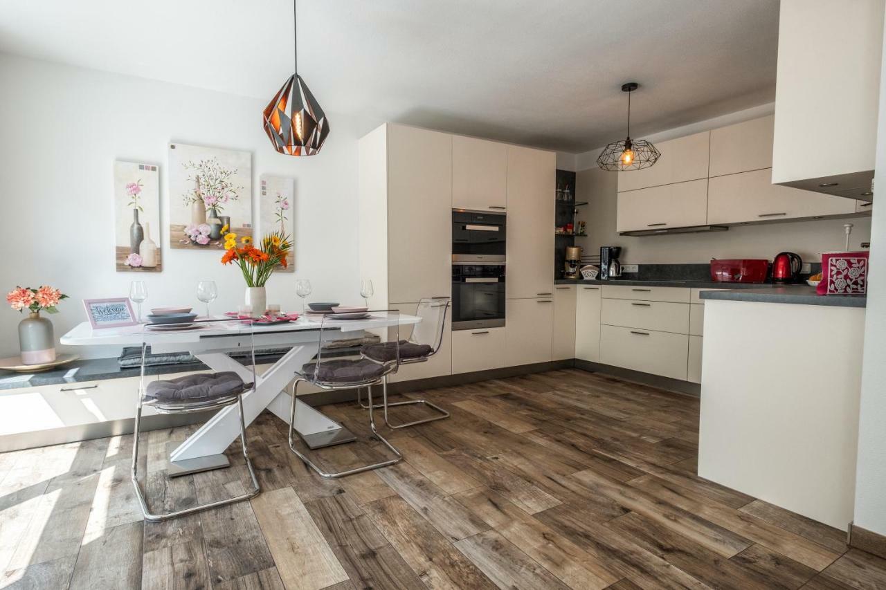 Moderne Souterrain-Wohnung Anif Dış mekan fotoğraf